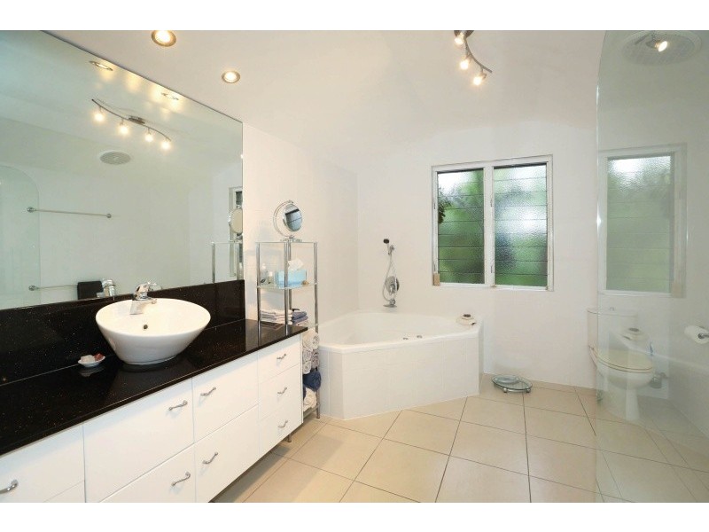 Belgian Gardens QLD 4810