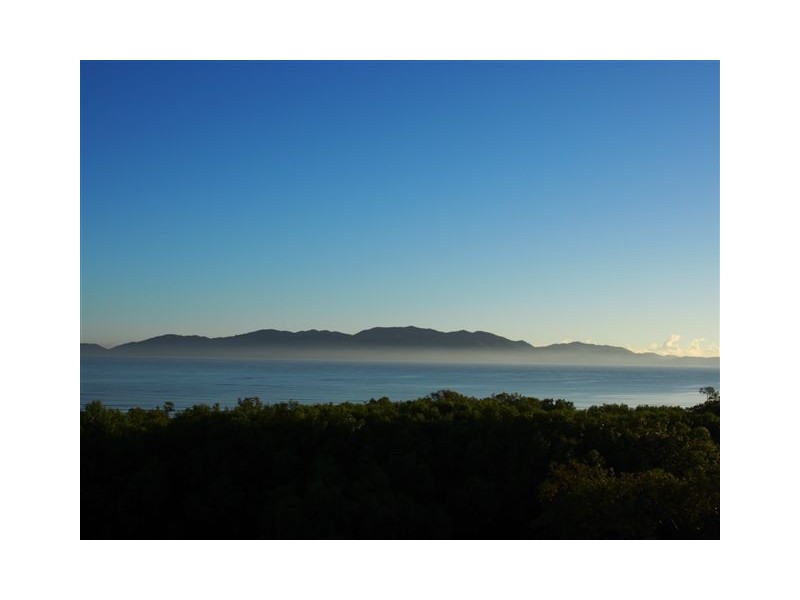 5/108 The Esplanade, Belgian Gardens QLD 4810