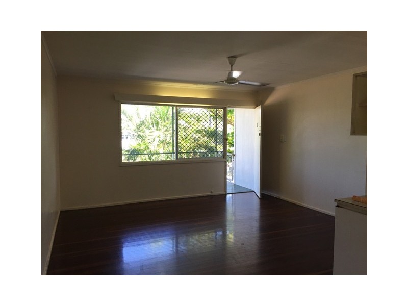 1/9 Roberts Street, Hermit Park QLD 4812