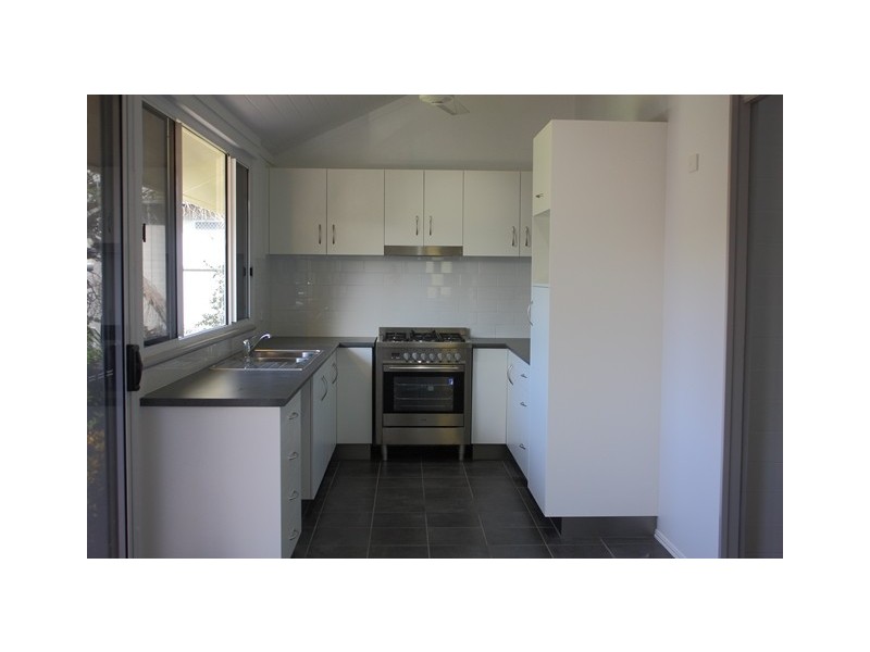 14 Marks Street, Hermit Park QLD 4812