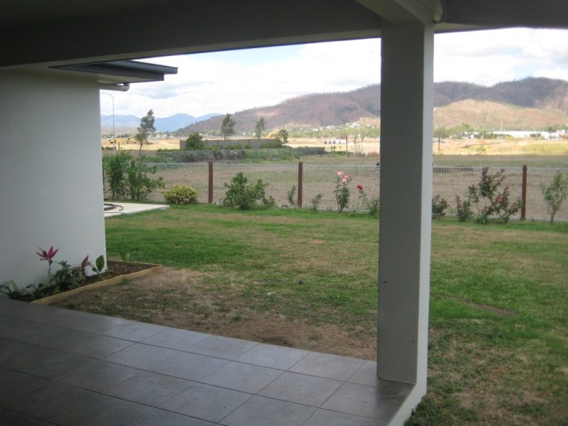 2 Ridgewood Pocket, Idalia QLD 4811