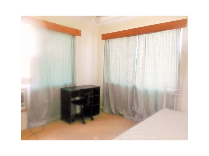 9 Irving Street, Cranbrook QLD 4814