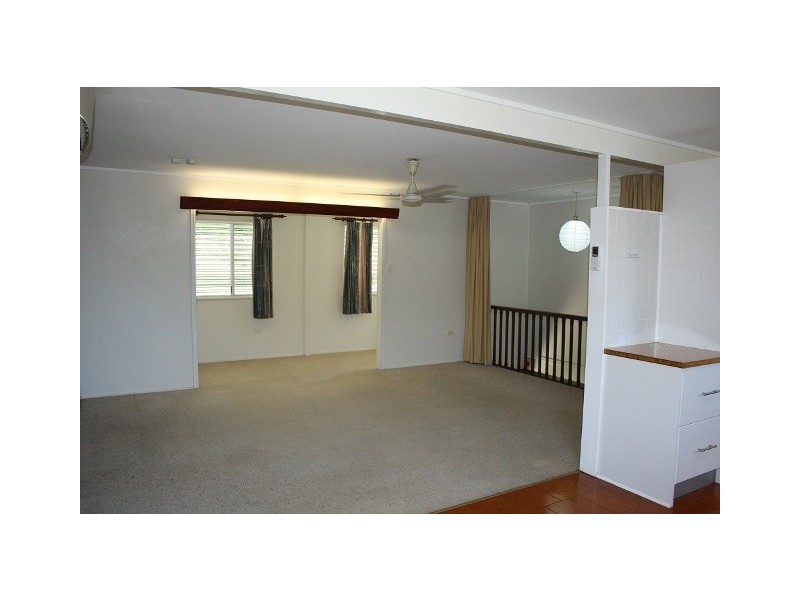 38 Verhoeven Drive, Douglas QLD 4814