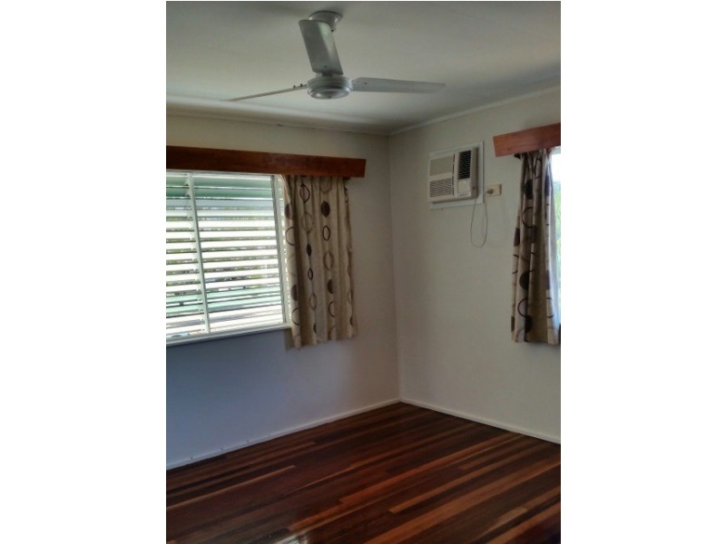 38 Verhoeven Drive, Douglas QLD 4814