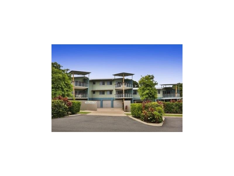 1/4 Ryan Street, Belgian Gardens QLD 4810