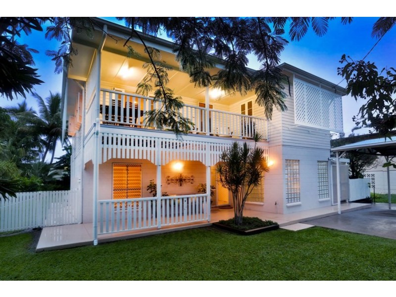 94 Carmody Street, Hermit Park QLD 4812