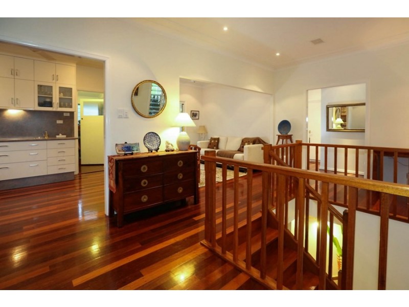 94 Carmody Street, Hermit Park QLD 4812