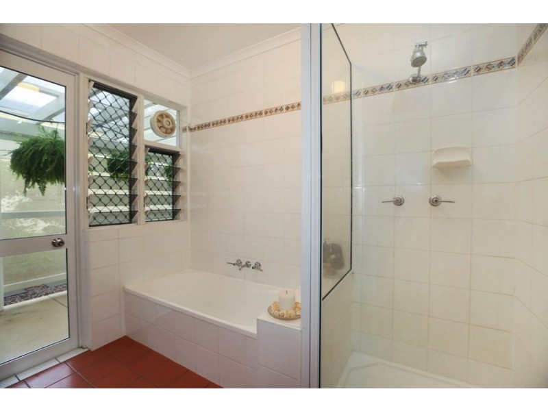 94 Carmody Street, Hermit Park QLD 4812