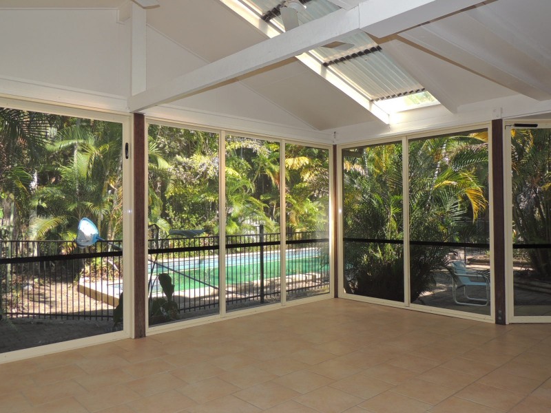 24 Sooning Street Nelly Bay, Magnetic Island QLD 4819
