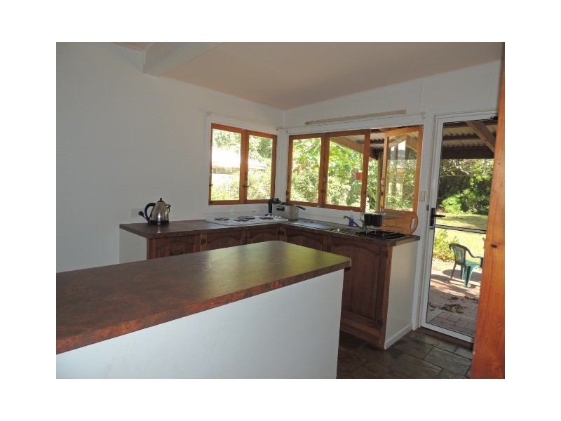 51 Hayles Avenue Arcadia, Magnetic Island QLD 4819