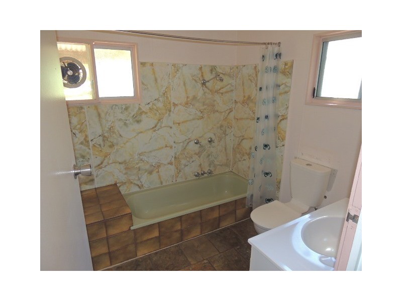 51 Hayles Avenue Arcadia, Magnetic Island QLD 4819