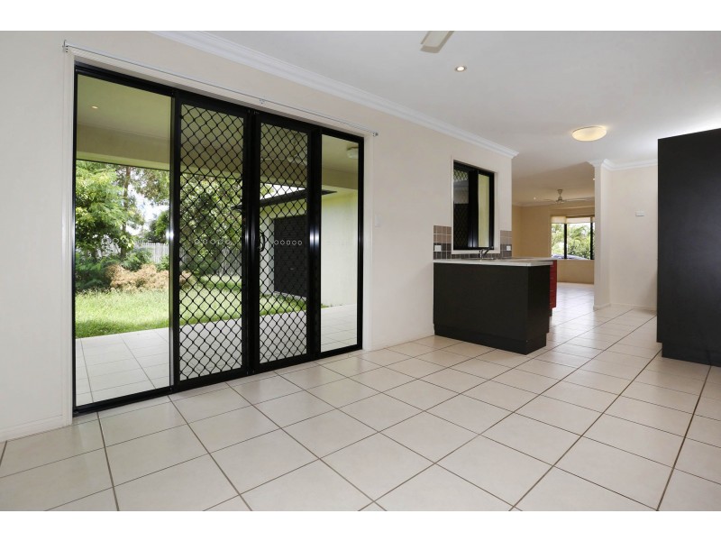 4 Sassafras Court, Bushland Beach QLD 4818