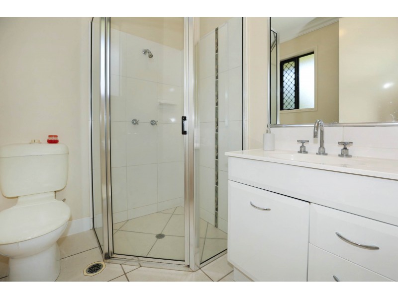 4 Sassafras Court, Bushland Beach QLD 4818