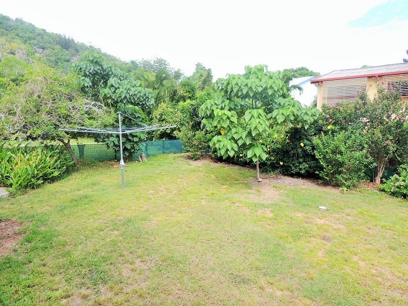 3 Colleen Street, Nelly Bay, Magnetic Island QLD 4819