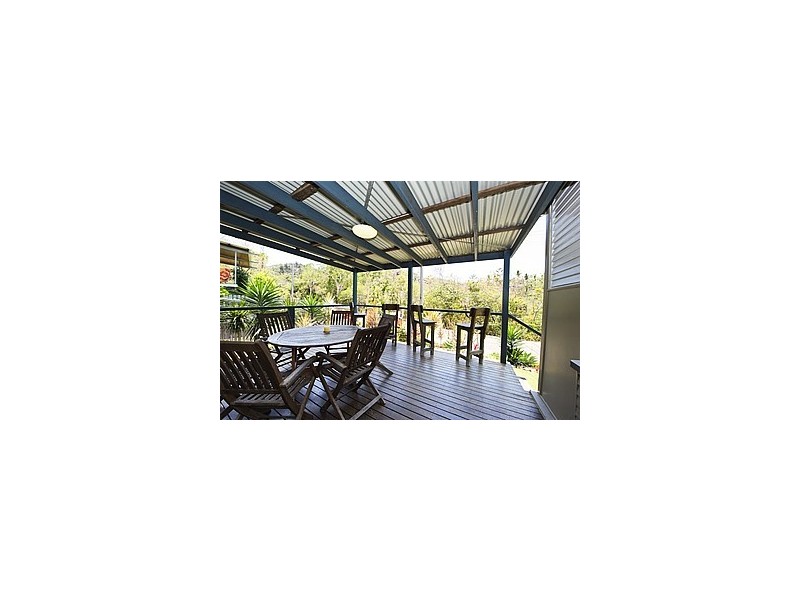 34 Armand Way Arcadia, Magnetic Island QLD 4819