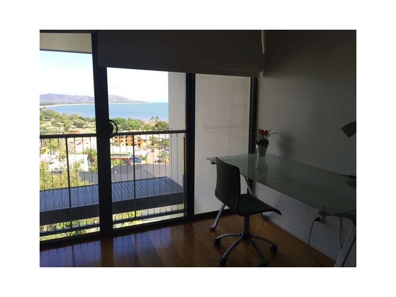 2/9 LITTLE STREET, Belgian Gardens QLD 4810