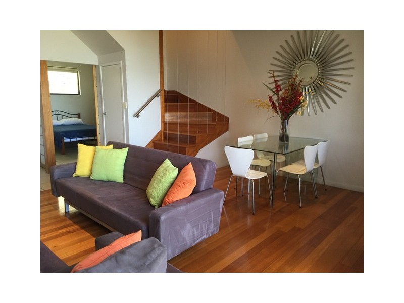 2/9 LITTLE STREET, Belgian Gardens QLD 4810