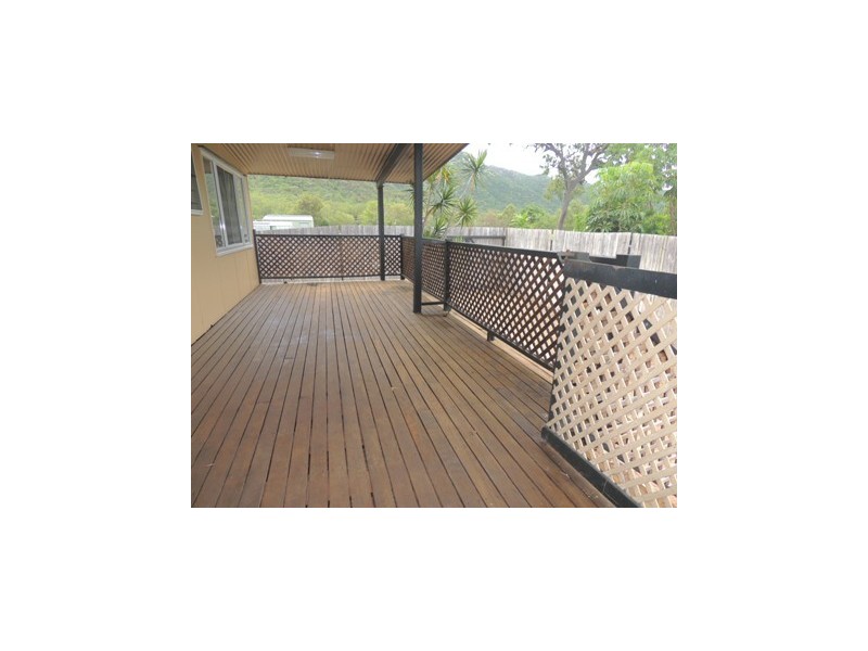 53 Kelly Street, Nelly Bay, Magnetic Island QLD 4819