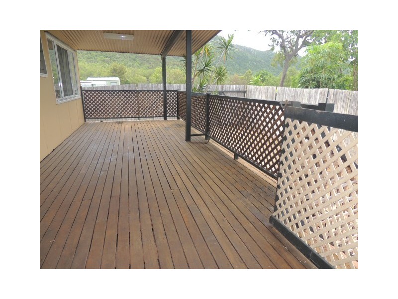 53 Kelly Street, Nelly Bay, Magnetic Island QLD 4819