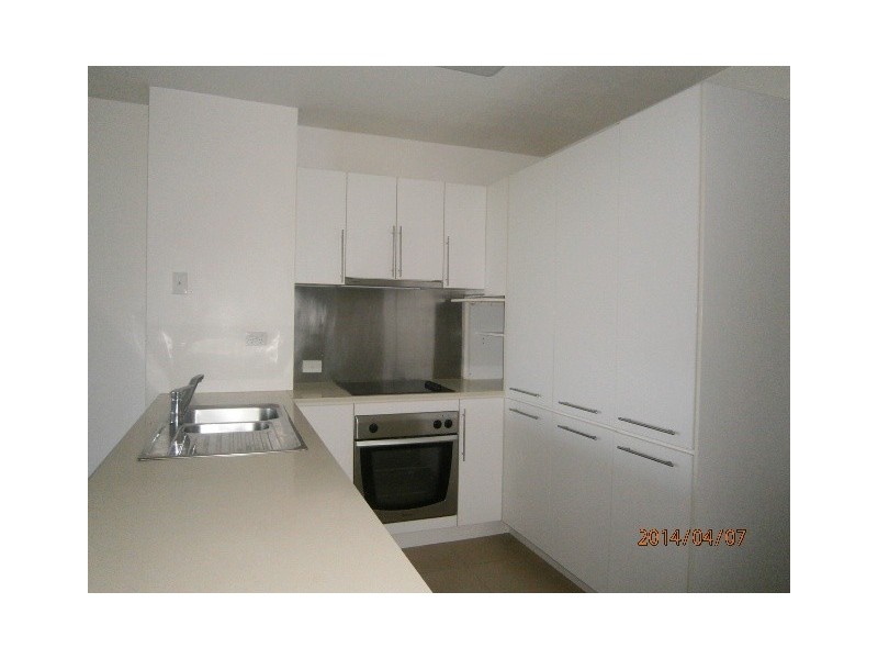 24/8 Stanley Street, Townsville City QLD 4810