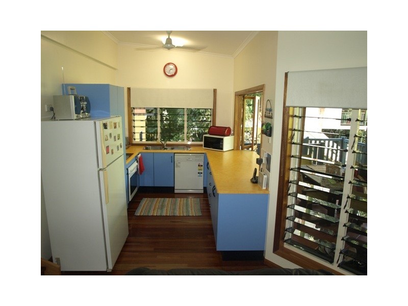 2/56 Hayles Ave Arcadia, Magnetic Island QLD 4819