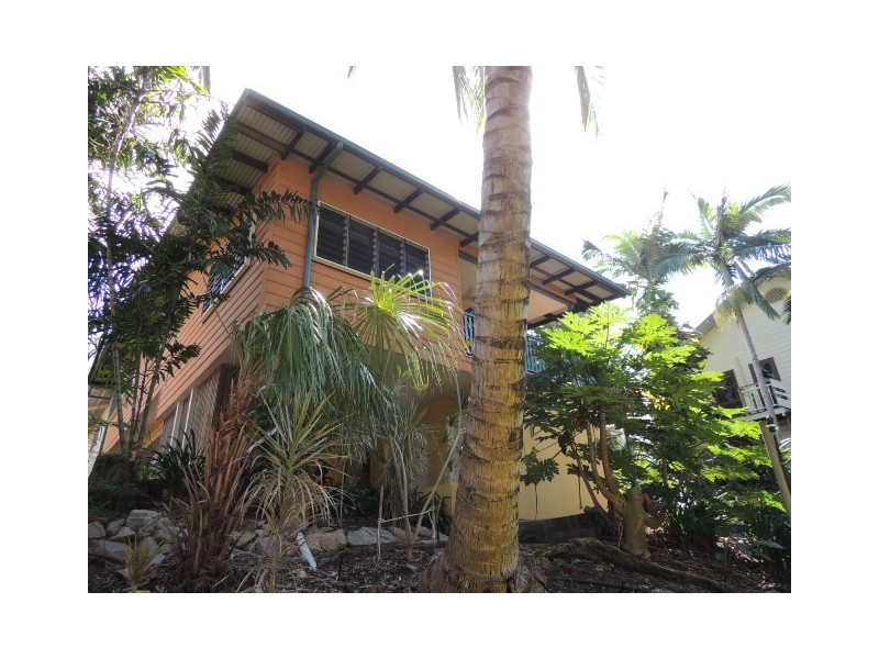 2/56 Hayles Ave Arcadia, Magnetic Island QLD 4819