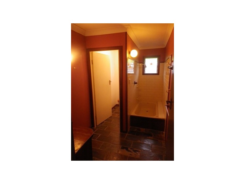 12 Turnbridge Street, Nelly Bay QLD 4819