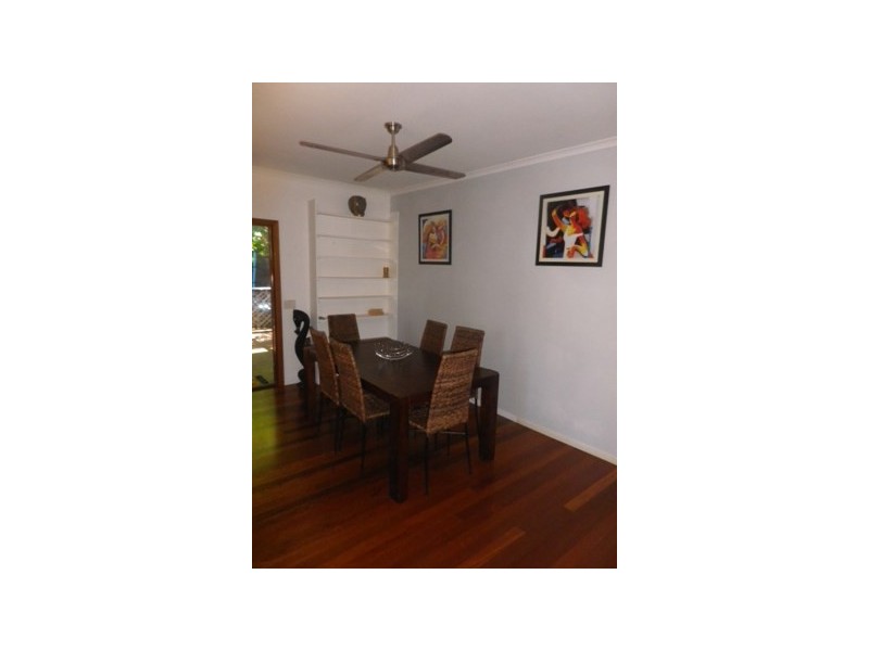 9B McCabe Cres, Arcadia, Magnetic Island QLD 4819