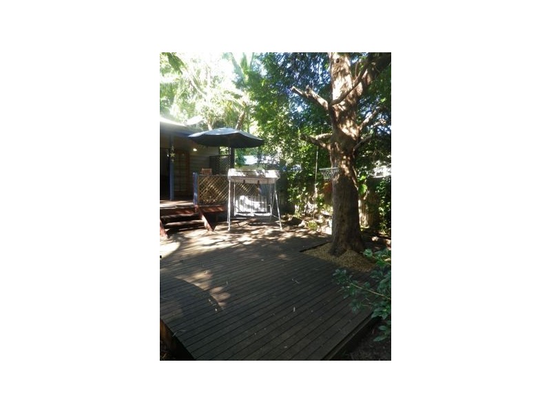 9B McCabe Cres, Arcadia, Magnetic Island QLD 4819