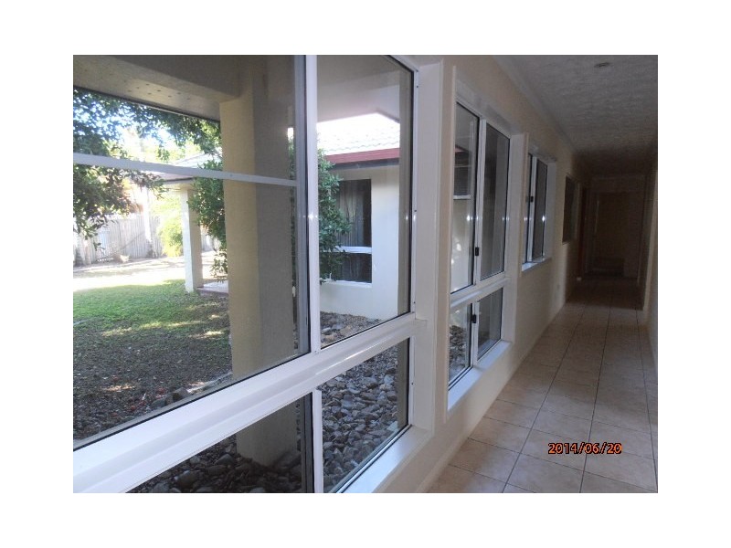 2 Hickory Court, Bushland Beach QLD 4818