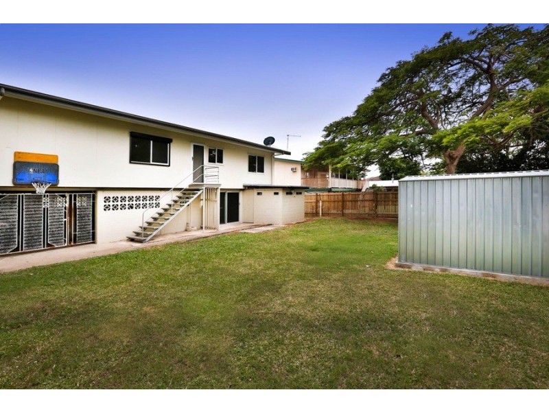 30 McBride Street, Kirwan QLD 4817