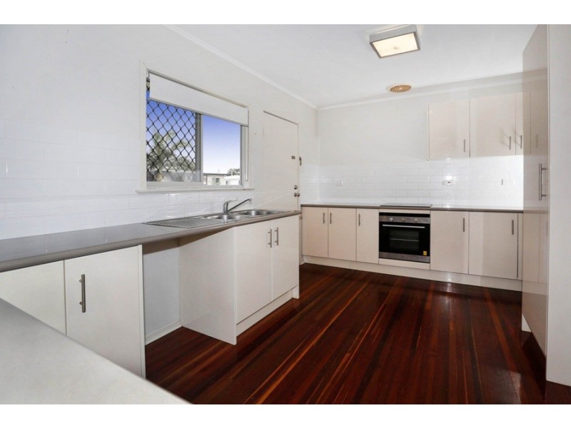 30 McBride Street, Kirwan QLD 4817