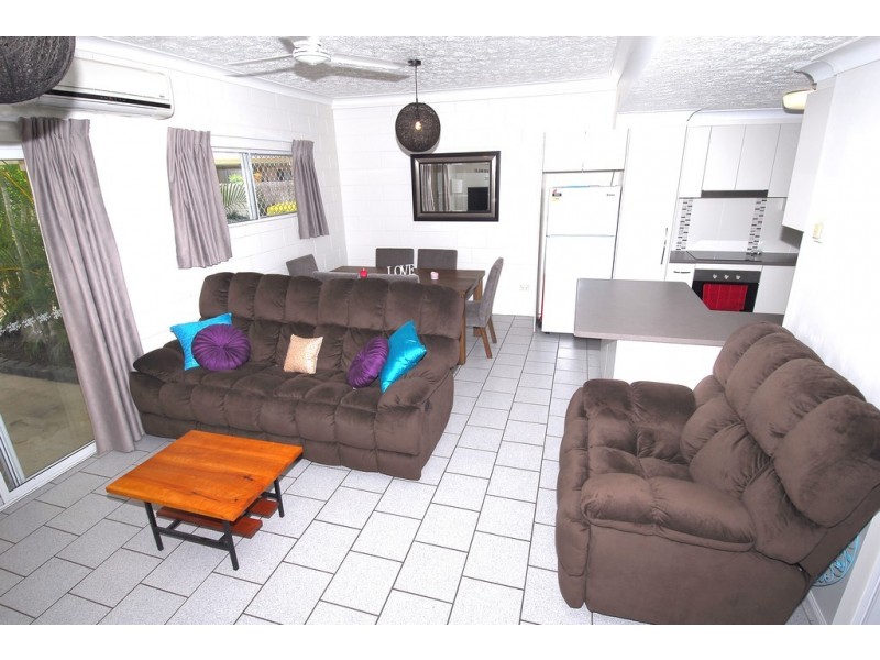 2/46 Grosvenor Street, Pimlico QLD 4812