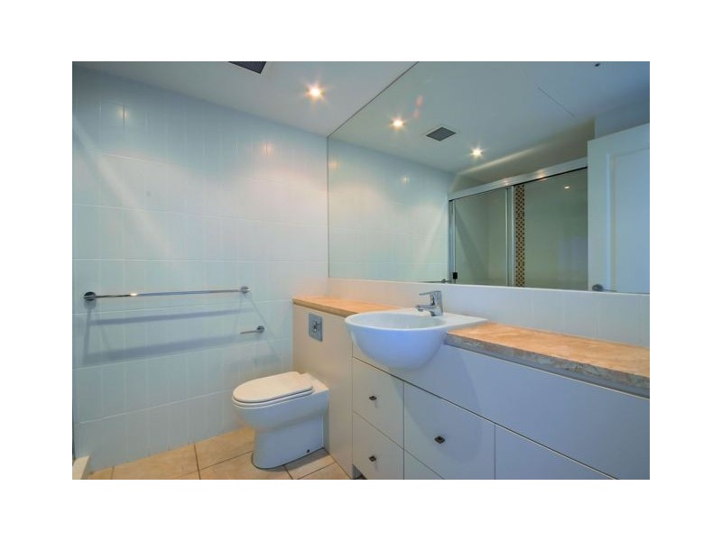 2/12-14 Hale Street, Townsville City QLD 4810