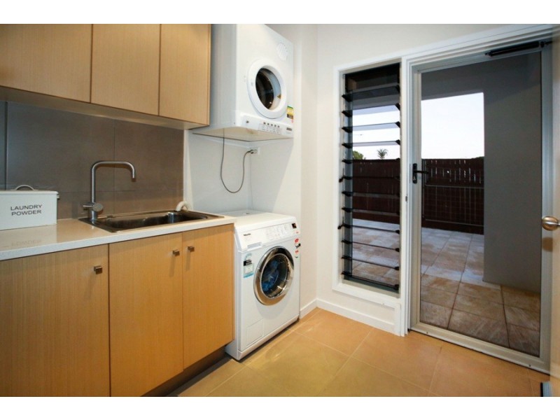 3 Riversleigh Terrace, Idalia QLD 4811