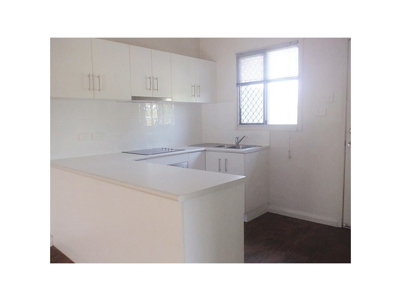 4/5B Warburton Street, North Ward QLD 4810