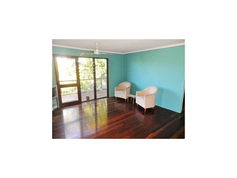 33 Compass Cres, Nelly Bay, Magnetic Island QLD 4819