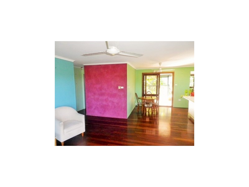 33 Compass Cres, Nelly Bay, Magnetic Island QLD 4819