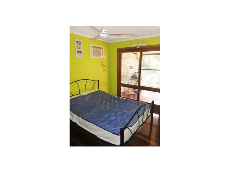 33 Compass Cres, Nelly Bay, Magnetic Island QLD 4819