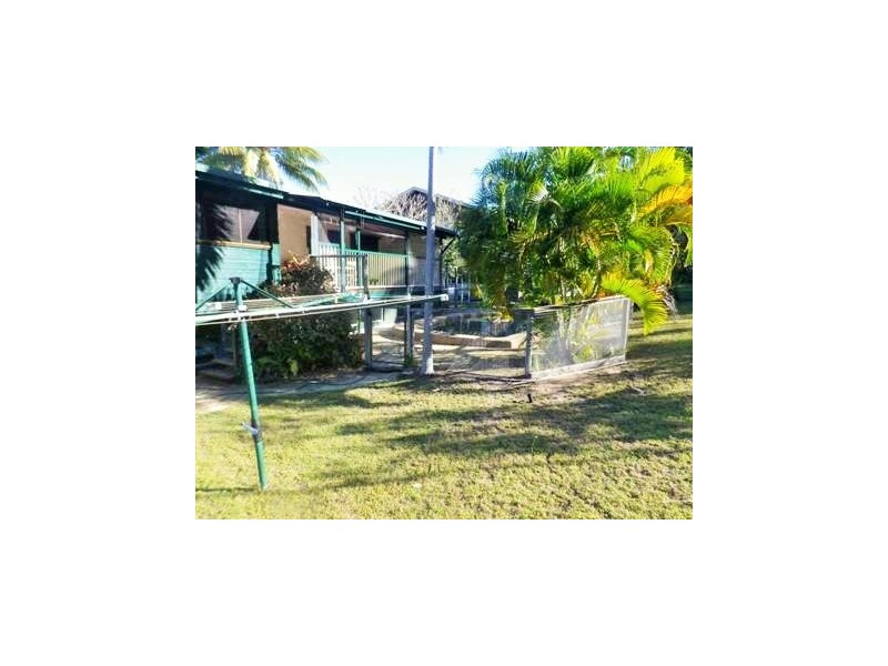 33 Compass Cres, Nelly Bay, Magnetic Island QLD 4819