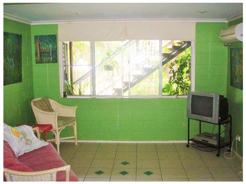 33 Compass Cres, Nelly Bay, Magnetic Island QLD 4819