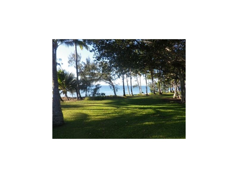 12 The Esplanade, Nelly Bay QLD 4819