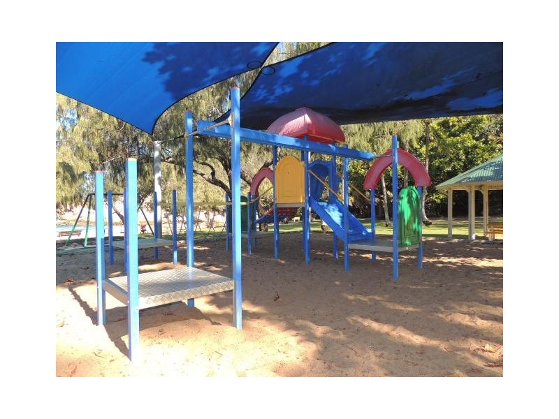 2/26 Armand Way, Arcadia, Magnetic Island QLD 4819