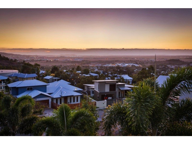 74 Yarrawonga Drive, Castle Hill QLD 4810