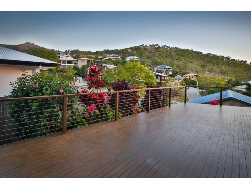 74 Yarrawonga Drive, Castle Hill QLD 4810