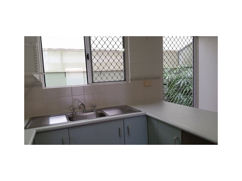 1/10 Sweet Street, Rosslea QLD 4812