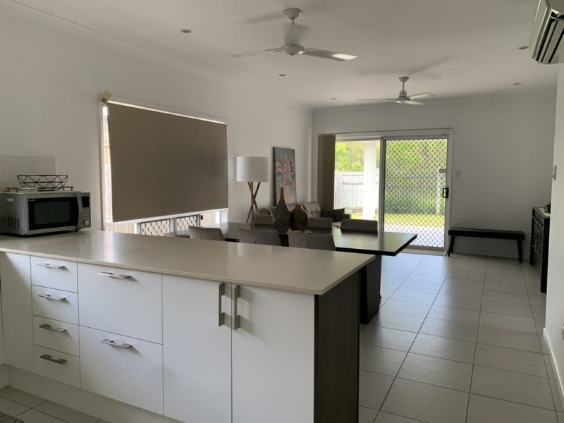 32 Poinsettia Drive, Bohle Plains QLD 4817