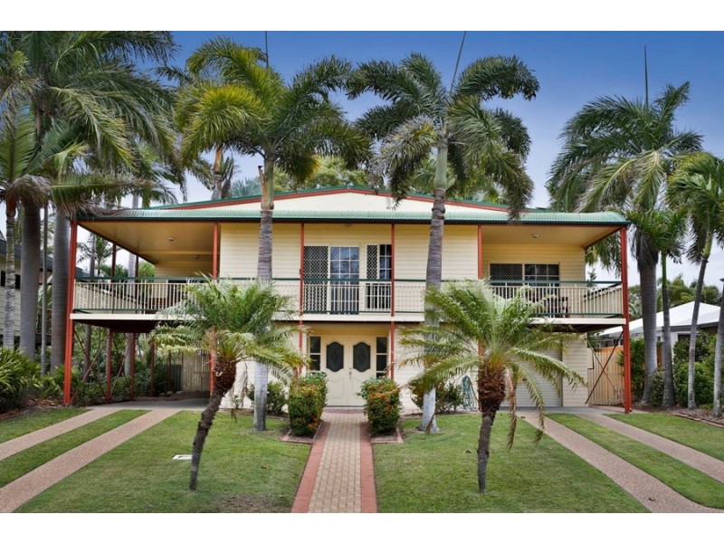 27 The Esplanade, Pallarenda QLD 4810