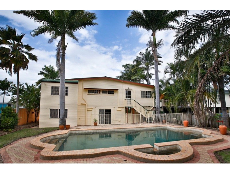 27 The Esplanade, Pallarenda QLD 4810
