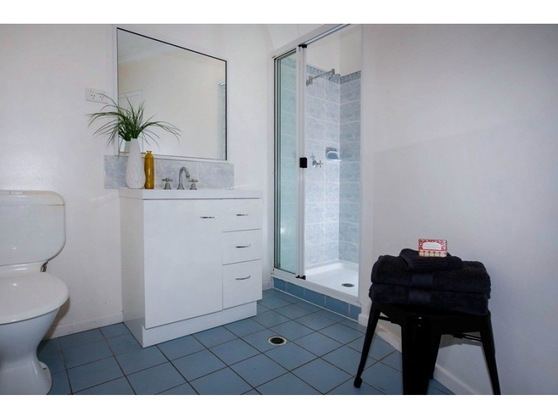 27 The Esplanade, Pallarenda QLD 4810